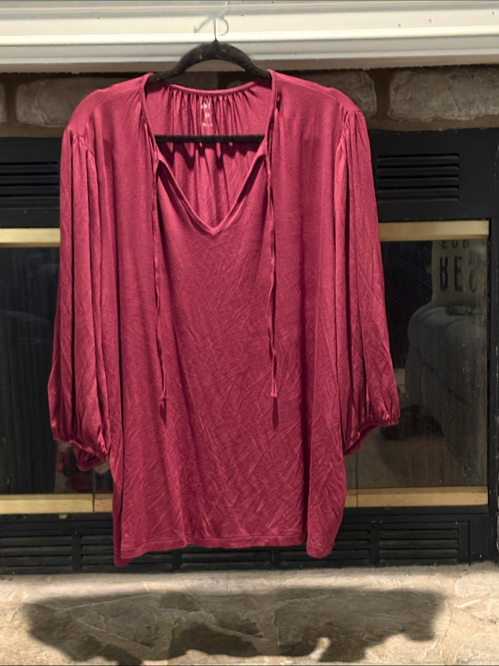 Apt. 9 Burgundy V-Neck Tie Front Balloon Sleeve Tunic